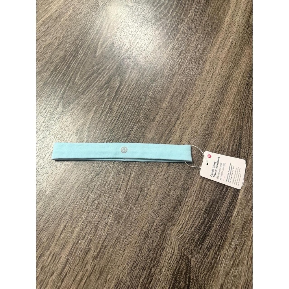Lululemon Cardio Cross Trainer Headband Icy Blue ICBU New with Tags